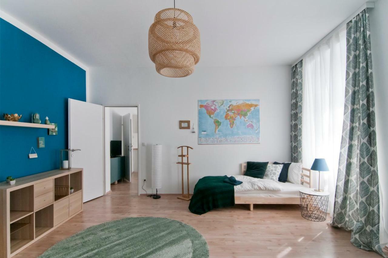 Stylish Self-Check-In Apartment With 2 Bedrooms Bécs Kültér fotó