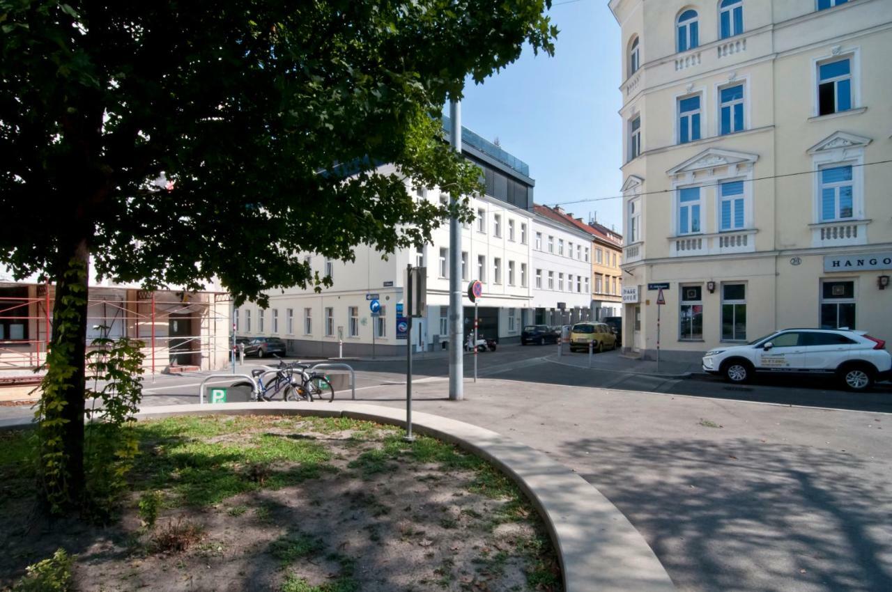 Stylish Self-Check-In Apartment With 2 Bedrooms Bécs Kültér fotó